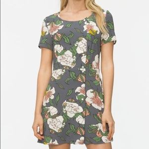 Tavik Women’s Dress - Small